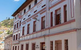 Hostal Carlos Luis