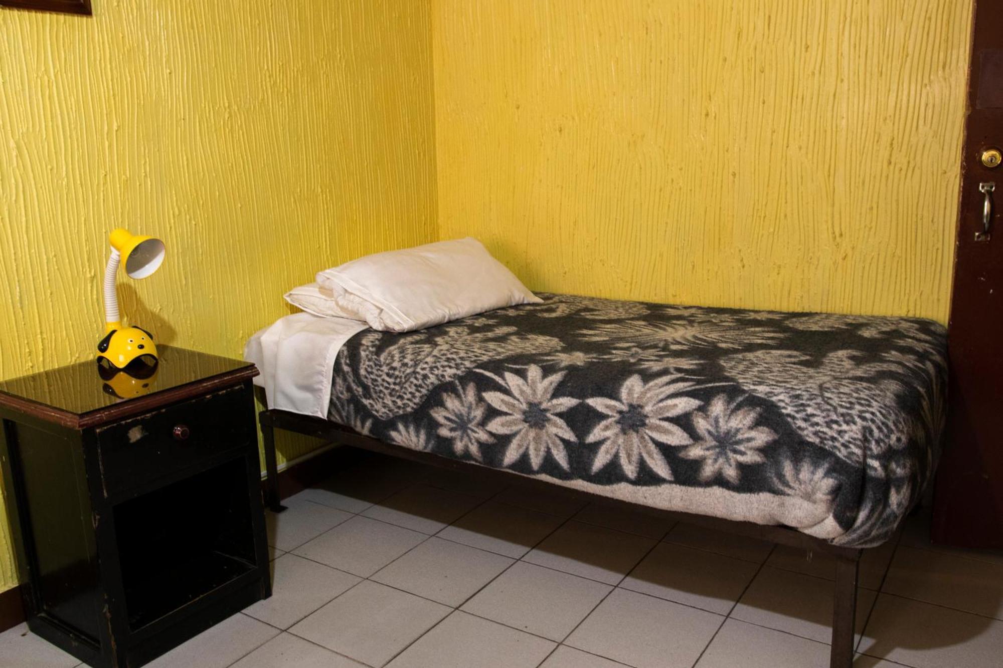 Hostal Carlos Luis Quito Exterior foto